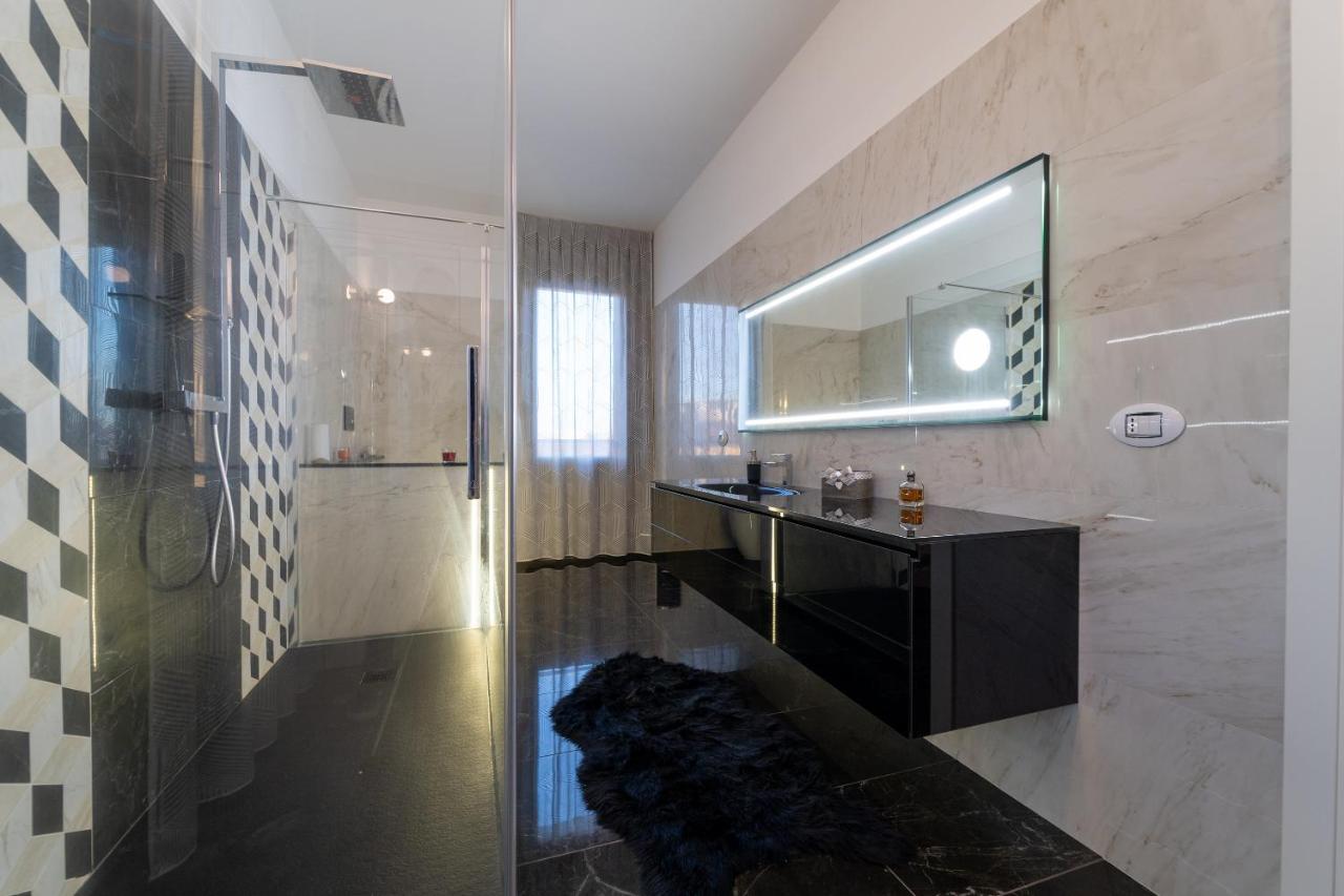 Mistica Space Apartment Reggio Emilia Exterior photo